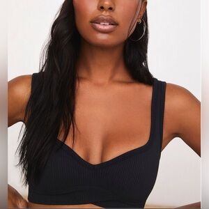 FOR LOVE & LEMONS Ribbed Lined Black Sport Bra Demi Style Coverage Crossover